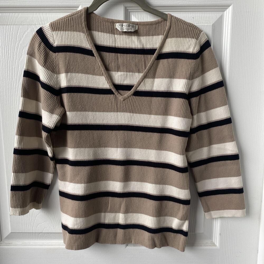 Casual Corner Sweater Womens Small Beige And Blue Striped Pullover Sz 1